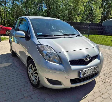 toyota yaris Toyota Yaris cena 22600 przebieg: 257220, rok produkcji 2011 z Poręba